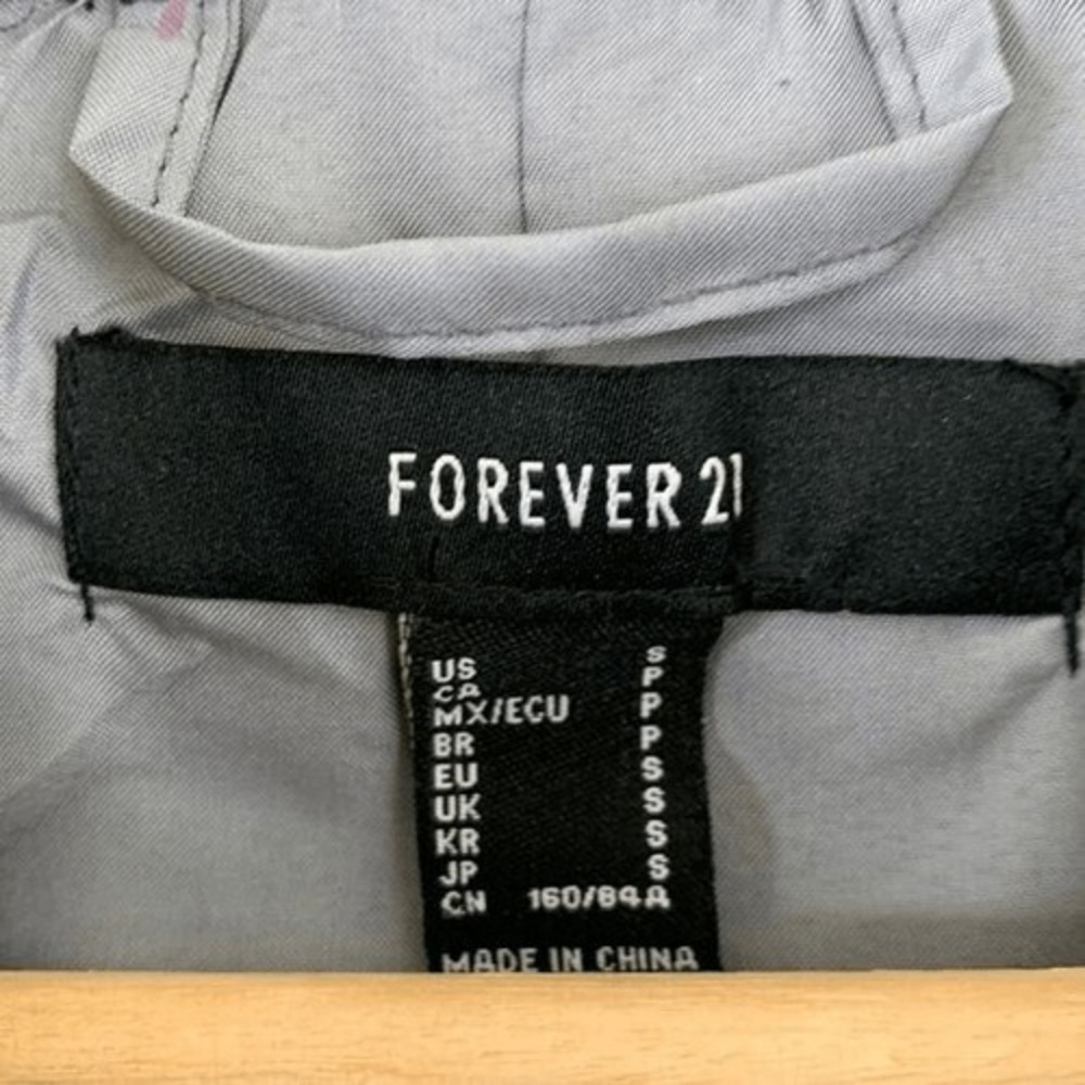Gray Flannel Shacket Forever 21 Button Oversized … - image 5